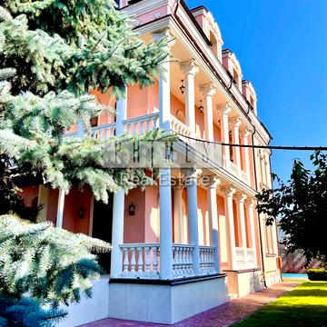 Михайла Максимовича вул. (Онуфрія Трутенка)