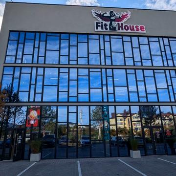 Пасхальна вул., 9