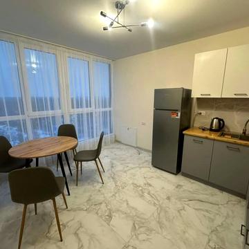 Роксоляни вул., 5