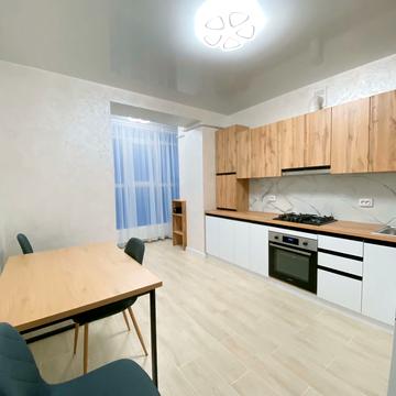 Панаса Мирного вул., 20/1