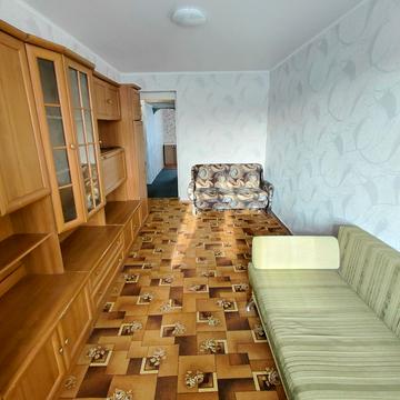 Охтирська вул., 19/4