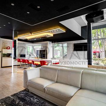 Центральна