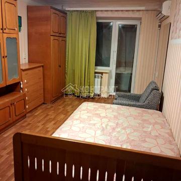 Малинівська вул., 12