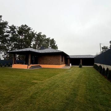 Жовтнева вул.