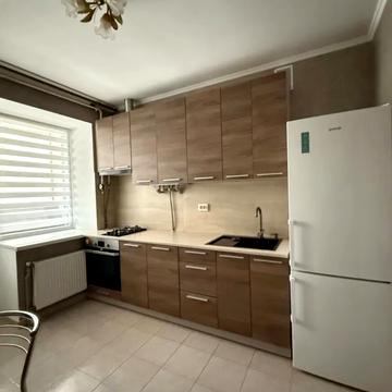 Соборна вул., 1-Г к3