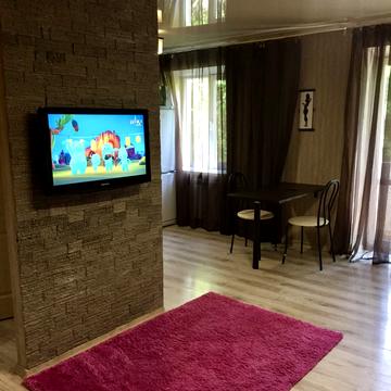 23 Серпня вул., 70