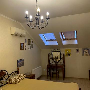 Гірська вул., 2