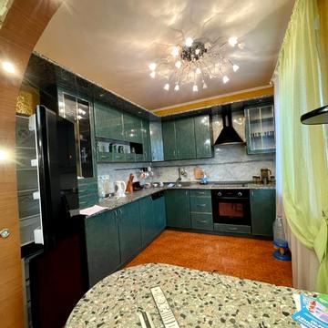 Володимира Івасюка просп. (Героїв Сталінграду), 8