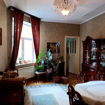 Івана Богуна вул., 6