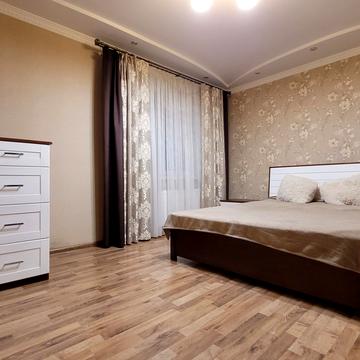 Миколаївська вул., 9