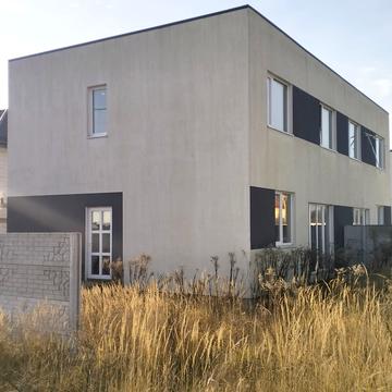 Сонячна вул.