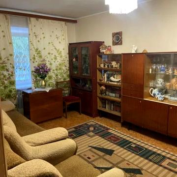 Кропивницького вул., 16