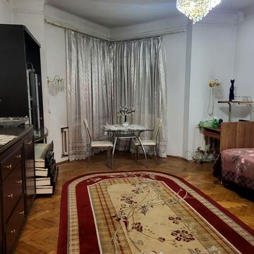 Дмитра Вітовського вул. (), 39