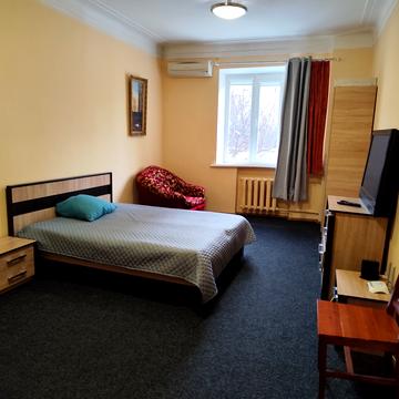 Загорівська вул. (Багговутівська), 30