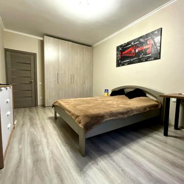 Юрія Кондратюка вул., 3