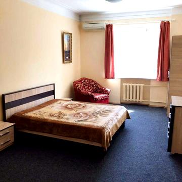 Загорівська вул. (Багговутівська), 30