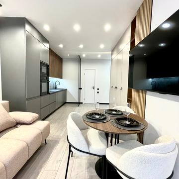 Причальна вул., 12