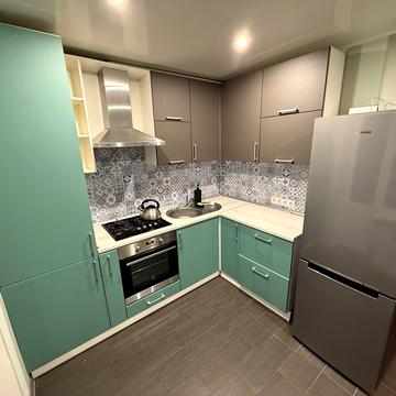 Сергія Параджанова вул., 3