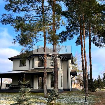 Березнева вул. (8 Березня)