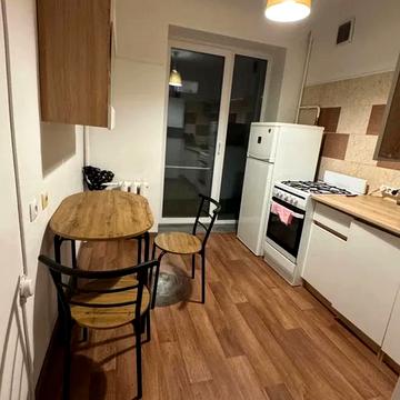 Костянтинівська вул., 43