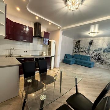 Воскресенська вул., 16-Б