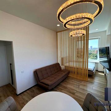 Дмитра Яворницького просп. (Карла Маркса), 72-Б