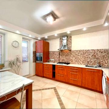 Свободи просп. (Прокофєва), 46