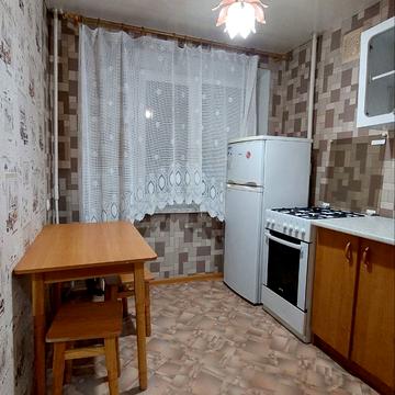 Володимира Антоновича вул. (Свердлова), 30/32