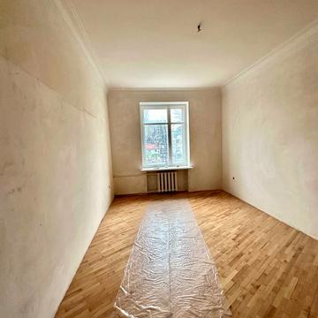 Пирогова вул., 27