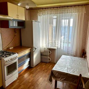 Новокримська вул., 4