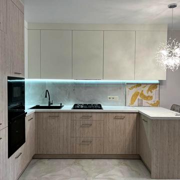 Стрийська вул., (Будинок 3)