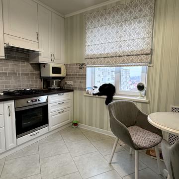 Романа Шухевича вул. (Курчатова), 1-Д