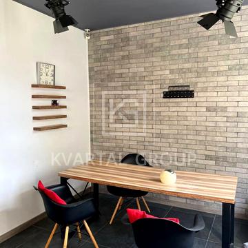 Західна вул., 8