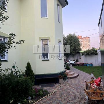 Київська вул.