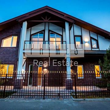 Жовтнева вул.