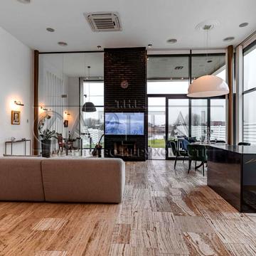 Виноградна вул., 10