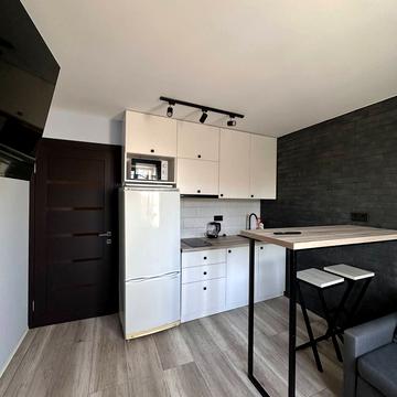 Широка вул., 85