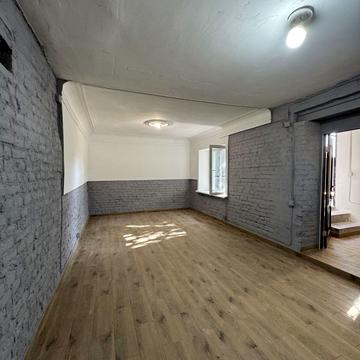 Менделєєва вул.