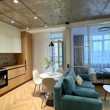 Миколи Гулака вул., 4