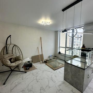 Одеська вул., (Будинок 1)