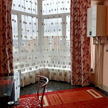 Богдана Хмельницького вул., 53