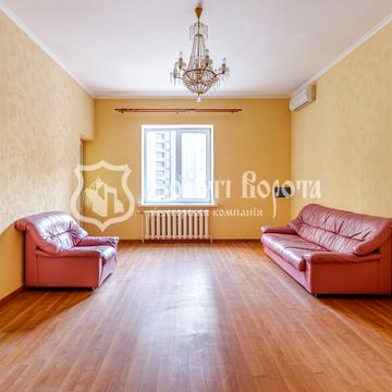 Дмитрівська вул., 69