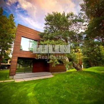 Вишнева вул.