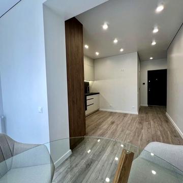 Братів Шеметів вул., 10/8