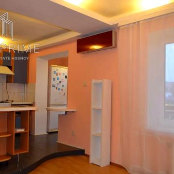 Героїв полку "Азов" вул. (Маршала Малиновського), 3