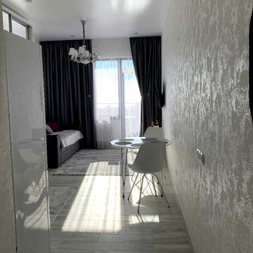 Полуничний пров., 24