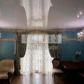 Парникова вул.