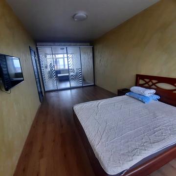 Перлинна вул., 9