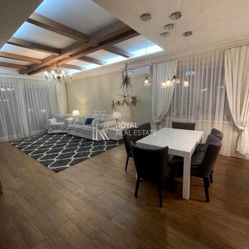 Академіка Кащенка вул., 1