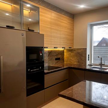 Підгірна вул.